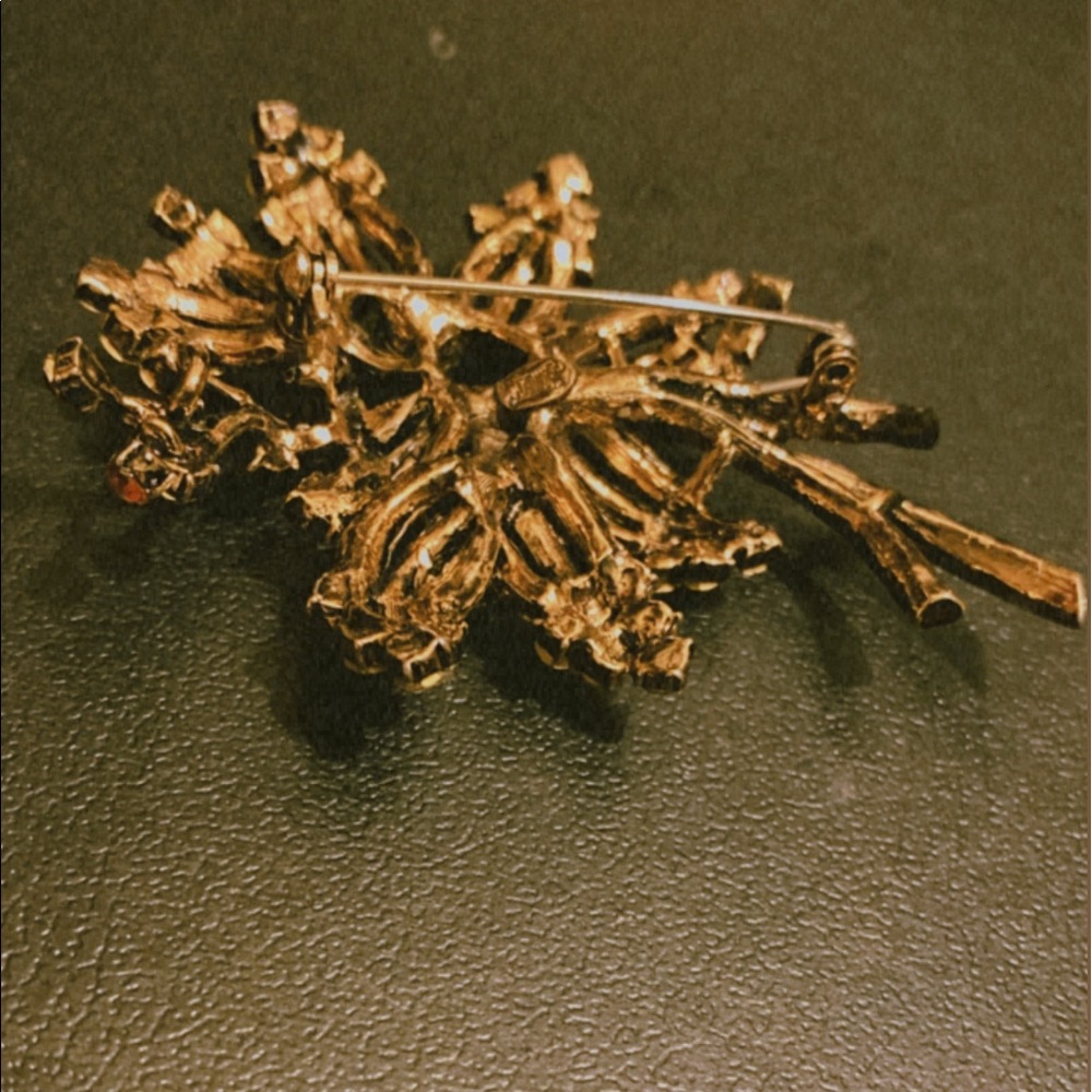 Brooche Pin - Picture 3 of 3